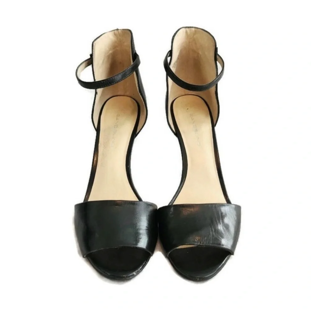 Bandolino Arrowhead Navy Blue Ankle Strap Heels Size 9